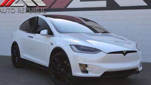 TESLA MODEL X 2019 5YJXCAE24KF213768 image